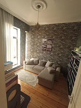 Satılır 6 otaqlı həyət evi 240 m²