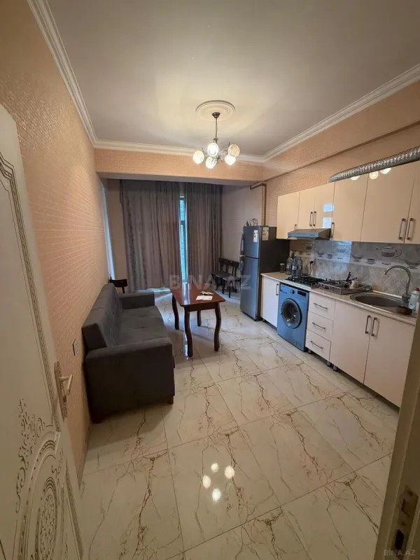 Kirayə verilir 2 otaqlı mənzil 60 m²