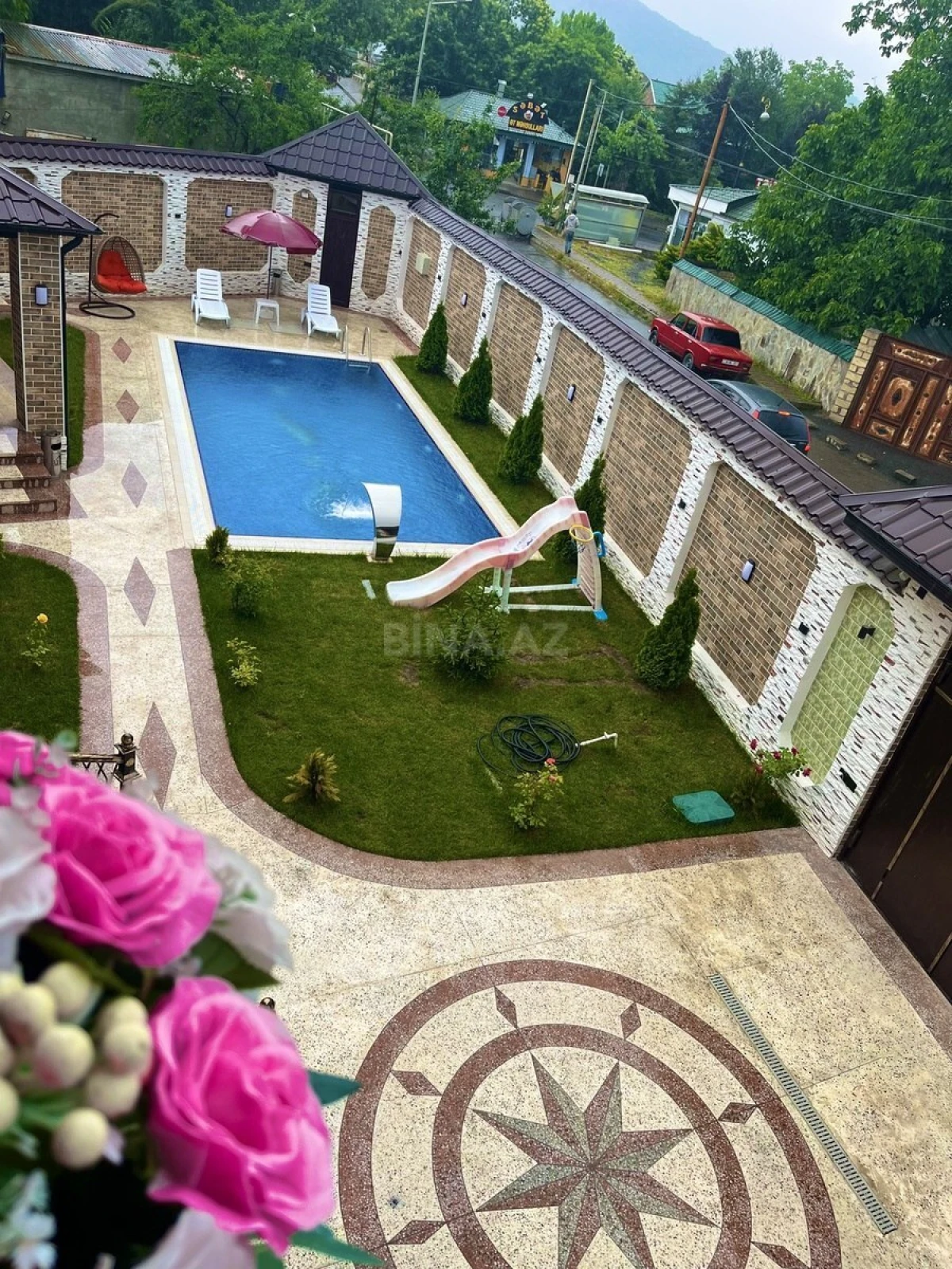 Satılır 7 otaqlı həyət evi 300 m²