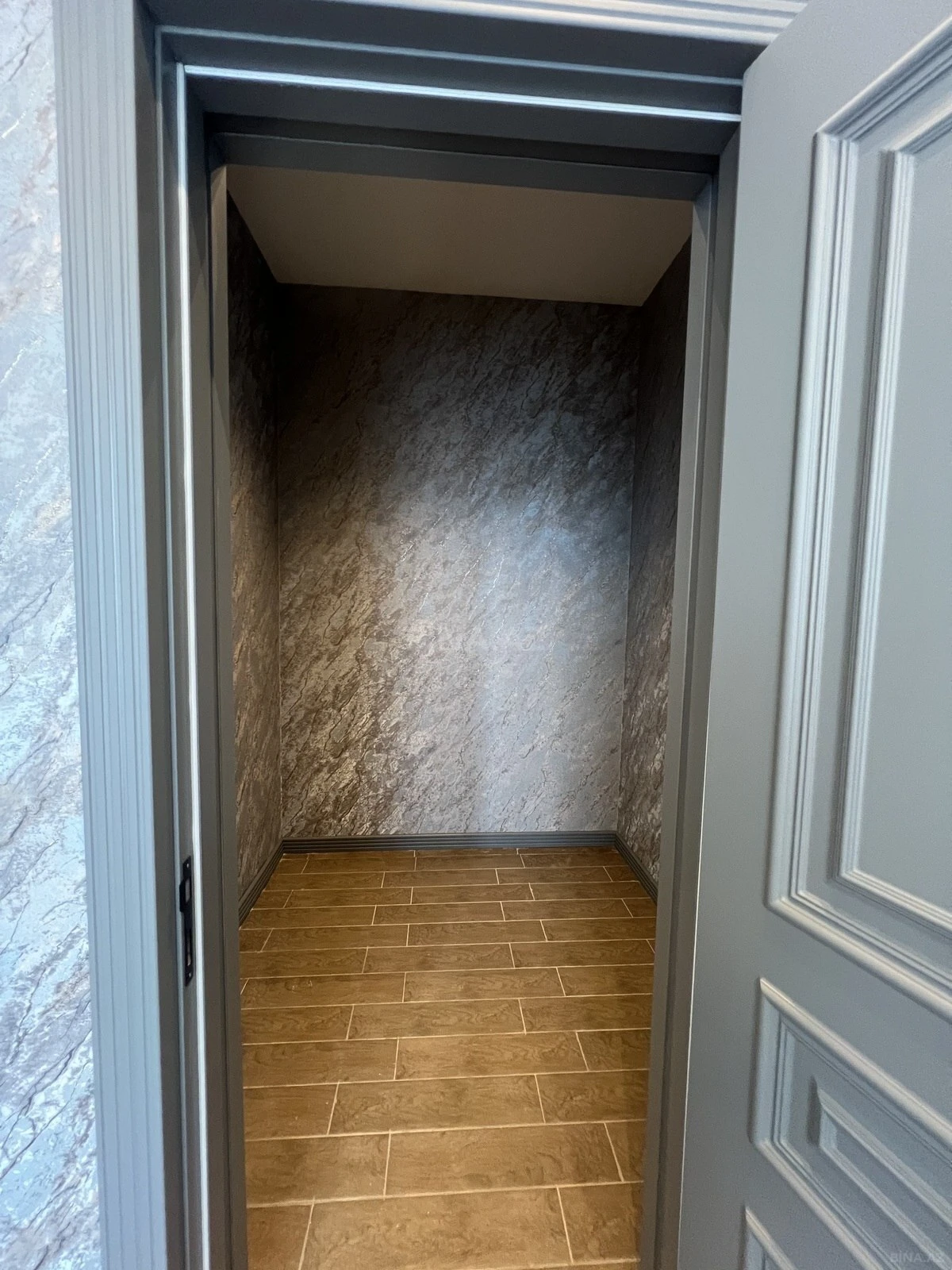 Satılır 5 otaqlı həyət evi 200 m²