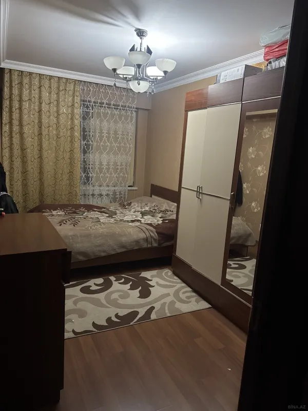 Satılır 2 otaqlı mənzil 75 m²