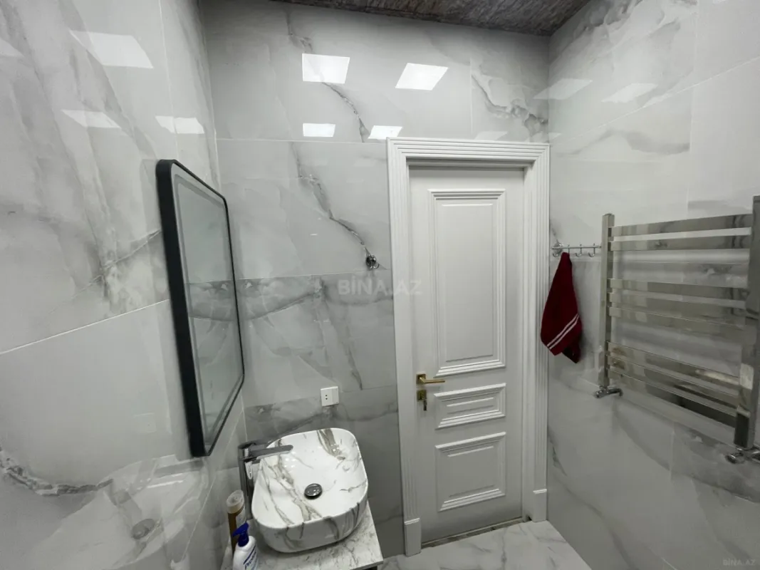 Kirayə verilir 2 otaqlı mənzil 60 m²