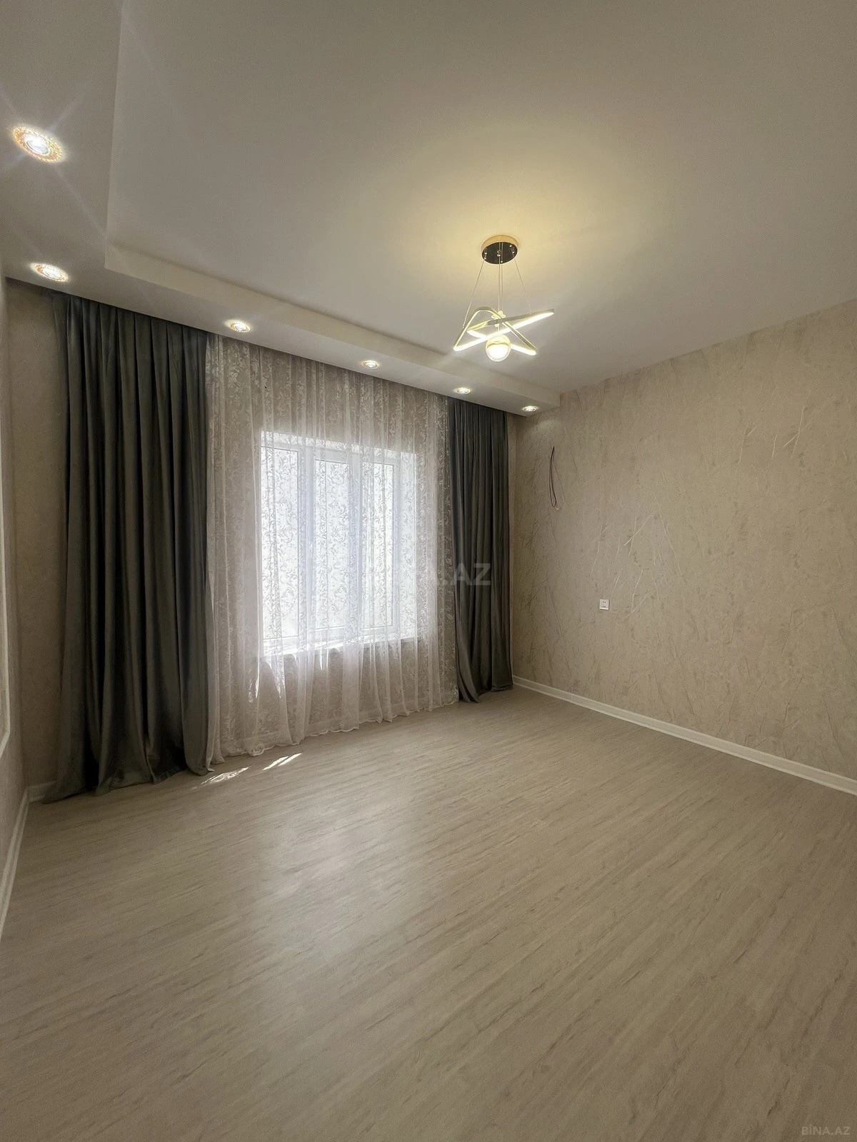 Satılır 4 otaqlı həyət evi 120 m²