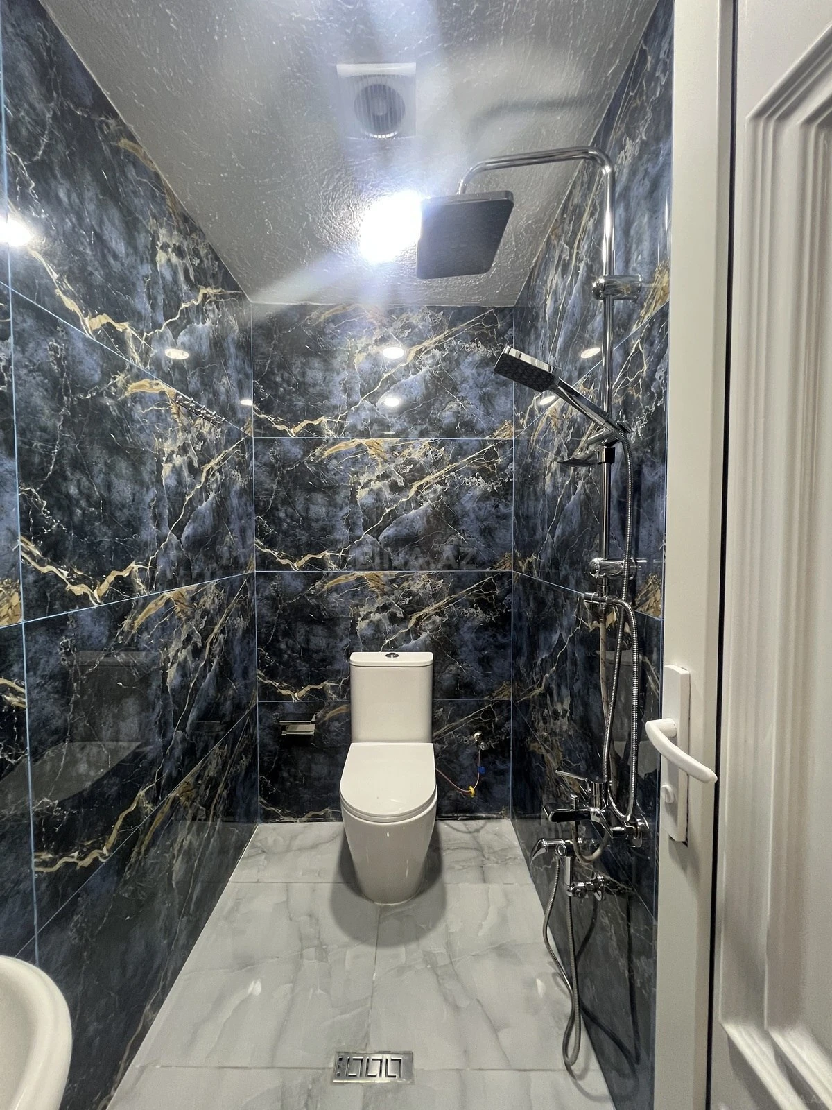 Satılır 4 otaqlı həyət evi 120 m²