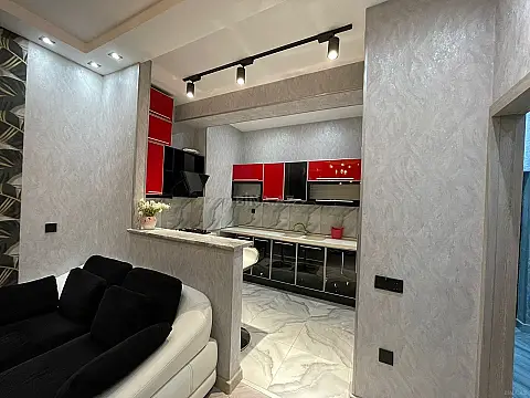 Kirayə verilir 2 otaqlı mənzil 70 m²
