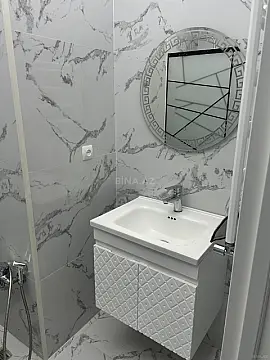 Kirayə verilir 2 otaqlı mənzil 77 m²