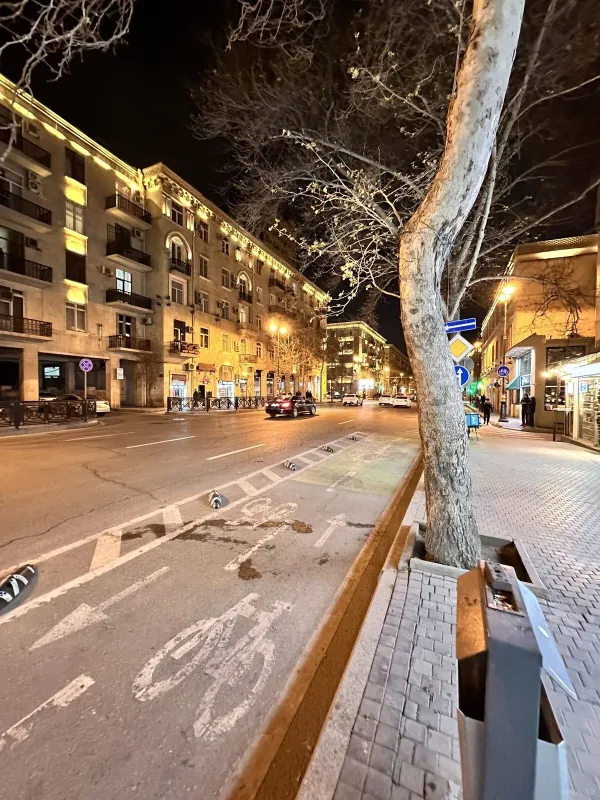 Kirayə verilir obyekt 80 m²