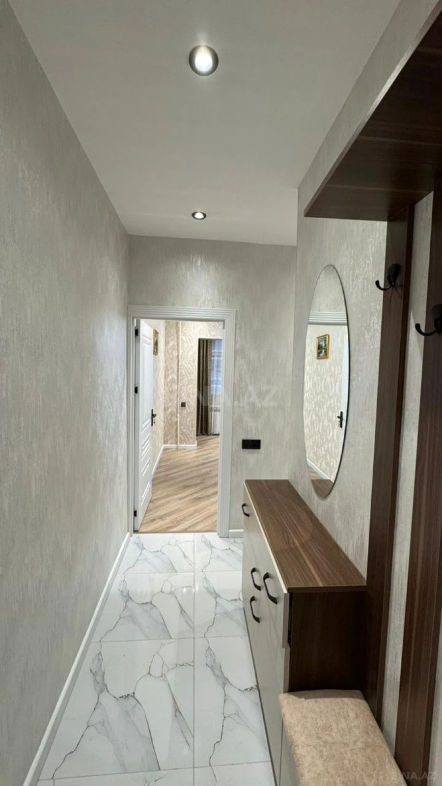 Satılır 2 otaqlı mənzil 45 m²