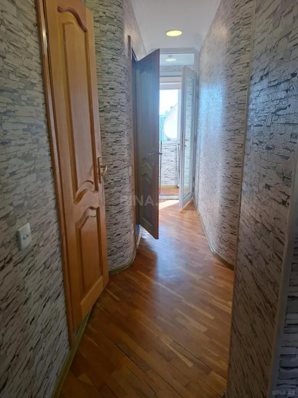 Kirayə verilir 4 otaqlı mənzil 110 m²