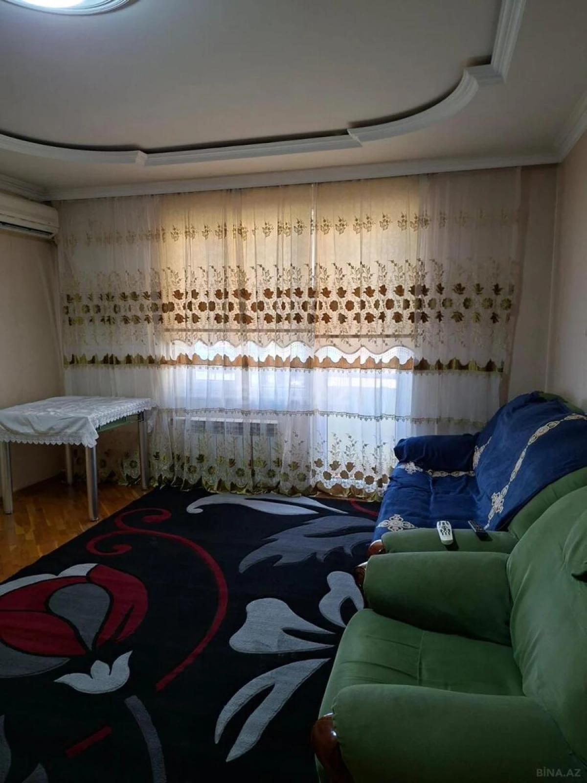 Kirayə verilir 4 otaqlı mənzil 110 m²