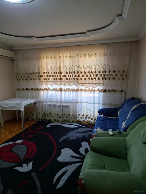 Kirayə verilir 4 otaqlı mənzil 110 m²