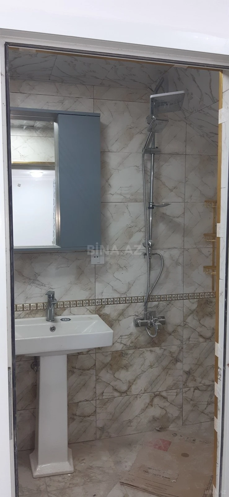 Satılır obyekt 130 m²