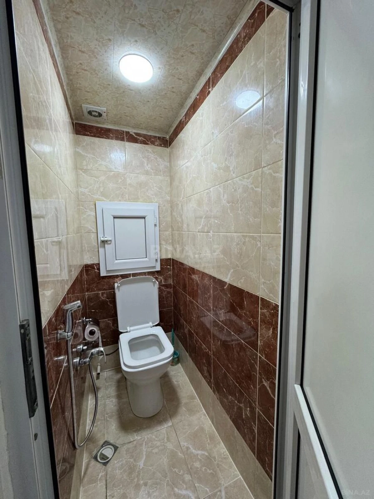Kirayə verilir 4 otaqlı mənzil 150 m²