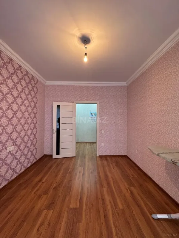 Kirayə verilir 4 otaqlı mənzil 150 m²