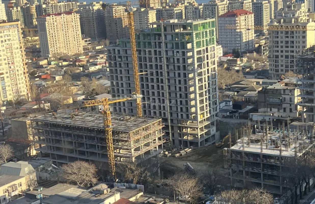 Satılır 2 otaqlı mənzil 65.3 m²