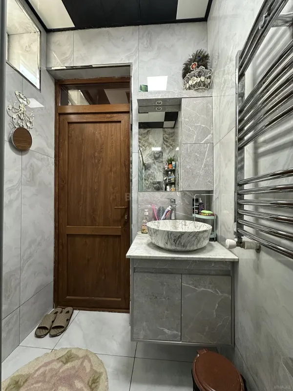 Satılır 4 otaqlı həyət evi 100 m²