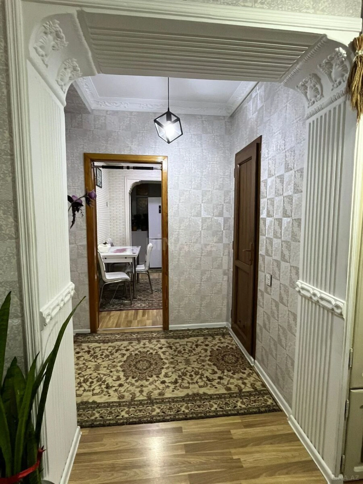 Satılır 4 otaqlı mənzil 100 m²