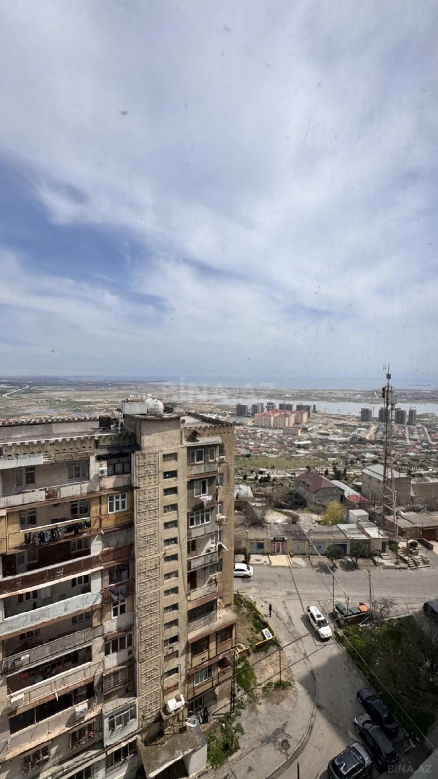 Satılır 3 otaqlı mənzil 66 m²