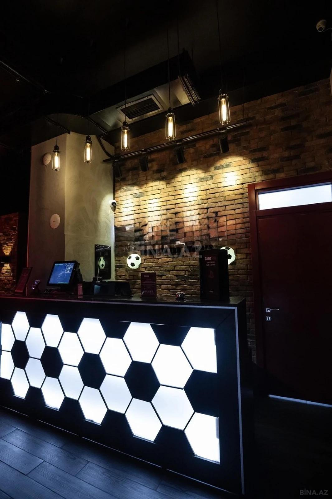 Satılır obyekt 237 m²