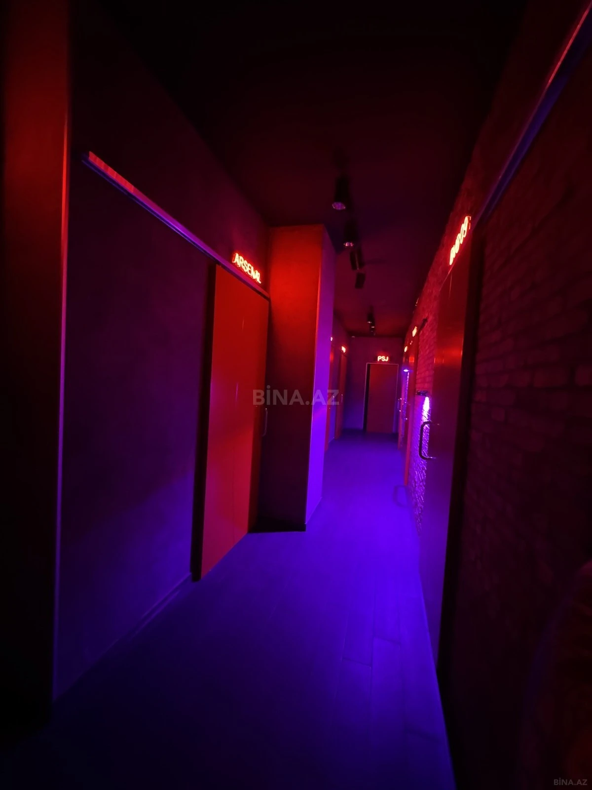 Satılır obyekt 237 m²