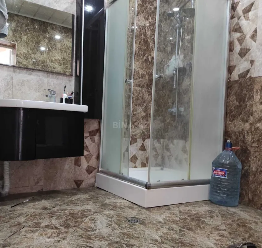 Kirayə verilir 4 otaqlı həyət evi 110 m²