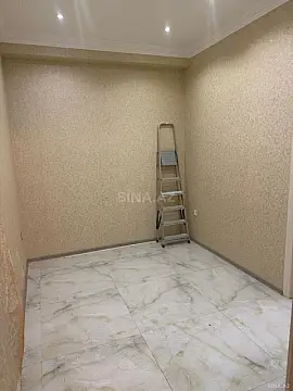 Satılır 4 otaqlı mənzil 191 m²