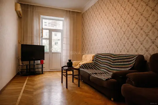 Kirayə verilir 2 otaqlı mənzil 55 m²