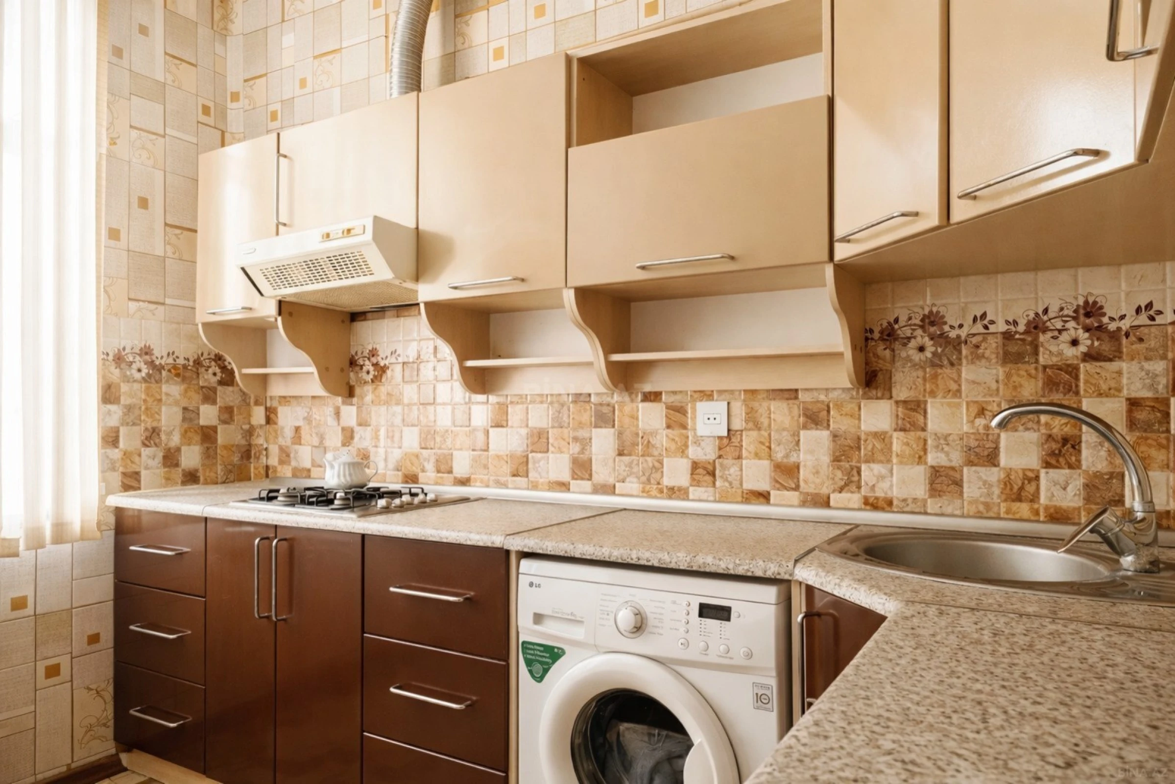 Kirayə verilir 2 otaqlı mənzil 55 m²