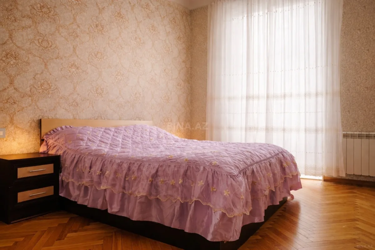 Kirayə verilir 2 otaqlı mənzil 55 m²