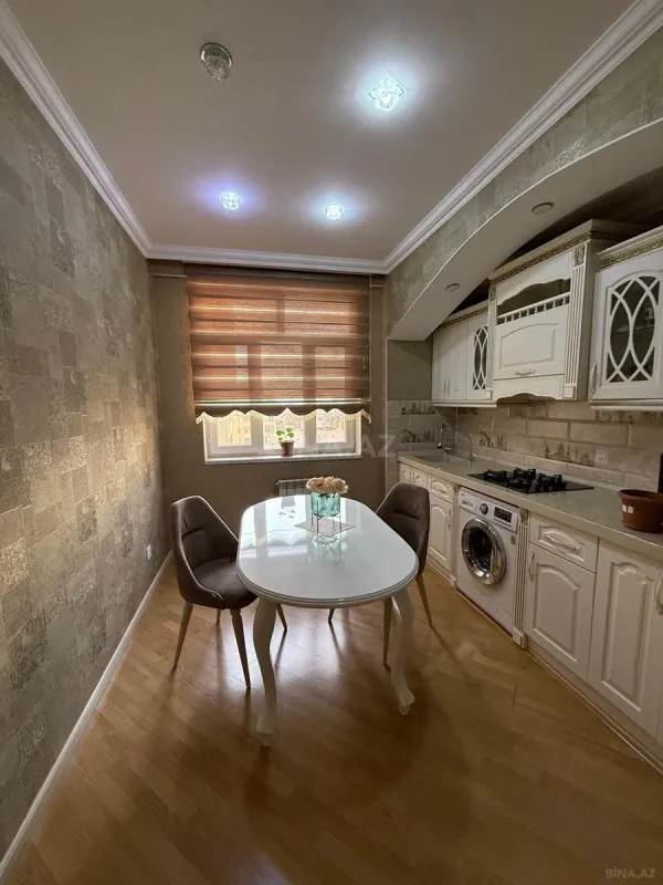 Satılır 3 otaqlı mənzil 110 m²