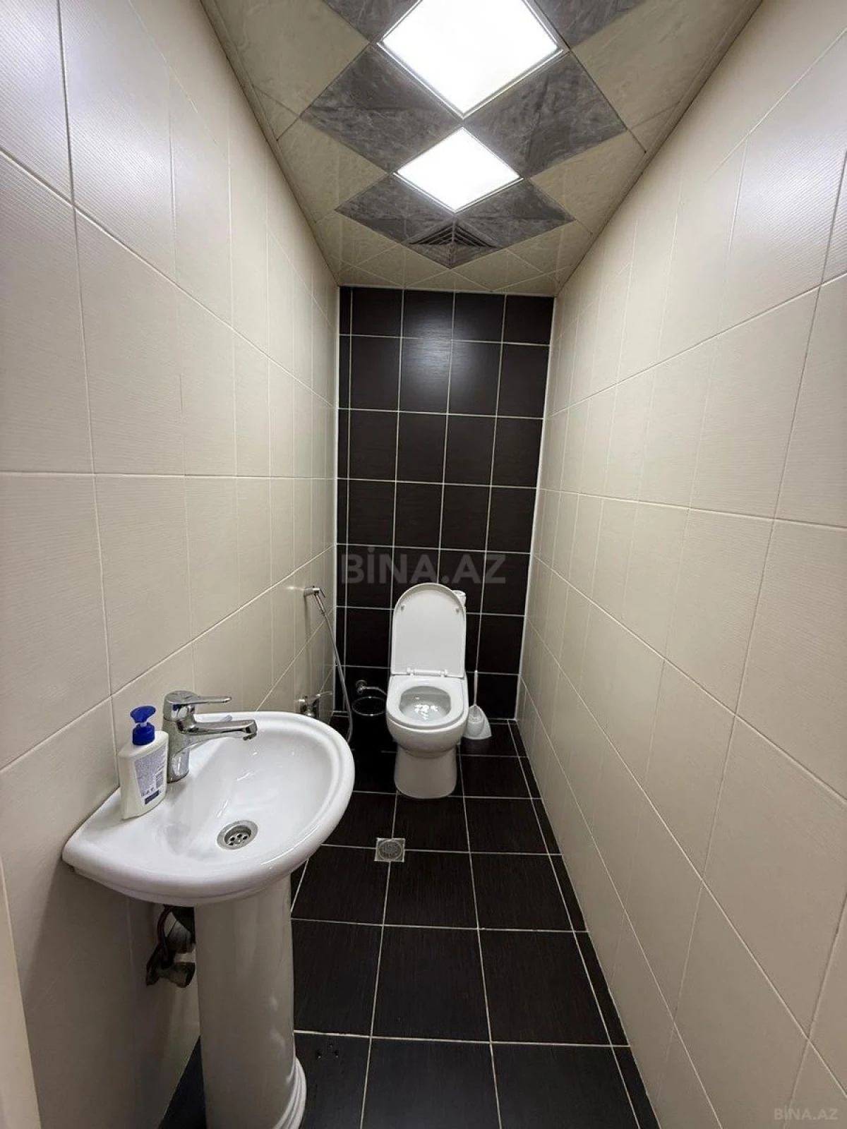 Satılır 3 otaqlı mənzil 110 m²