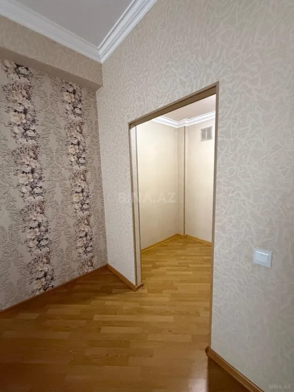 Satılır 3 otaqlı mənzil 110 m²