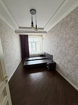 Kirayə verilir 3 otaqlı mənzil 134 m²