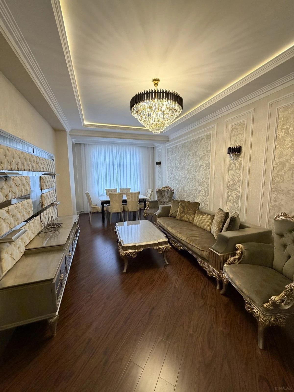 Kirayə verilir 3 otaqlı mənzil 134 m²