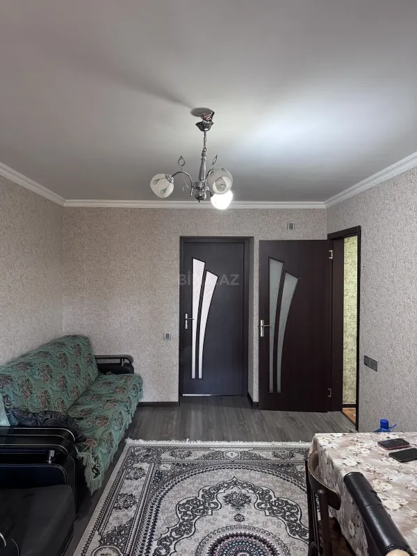 Satılır 2 otaqlı mənzil 55 m²