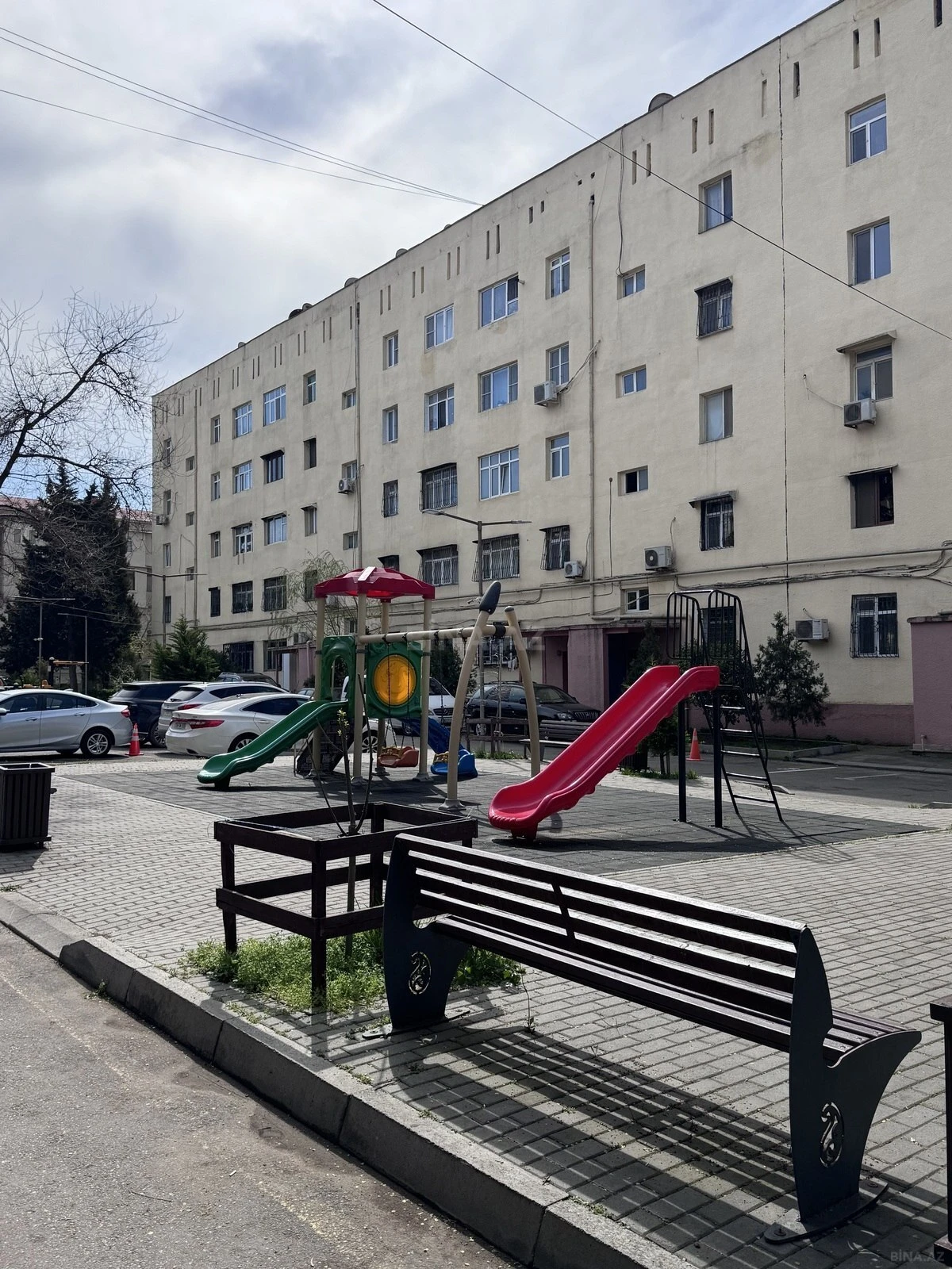 Satılır 2 otaqlı mənzil 55 m²