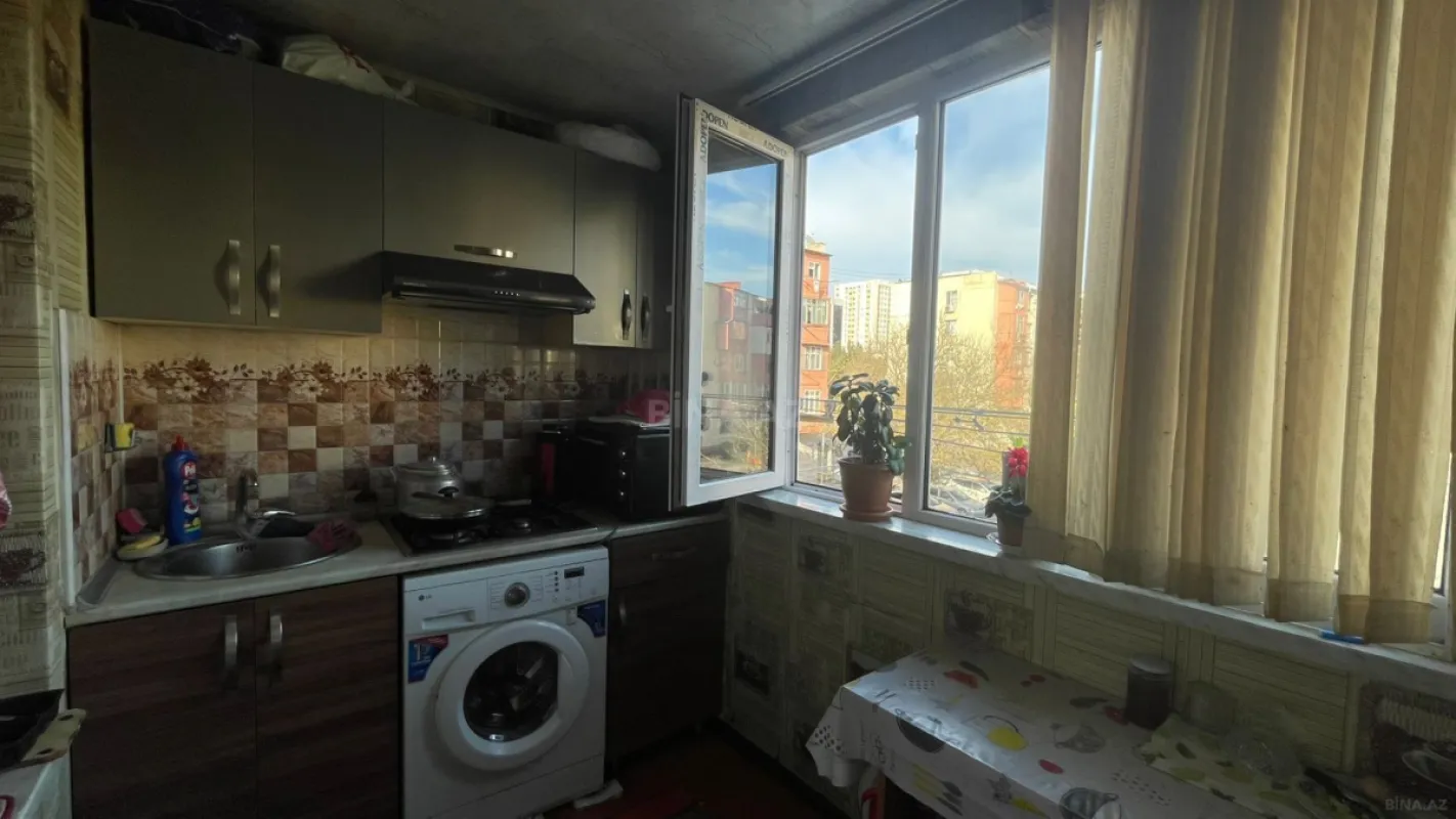 Satılır 2 otaqlı mənzil 55 m²