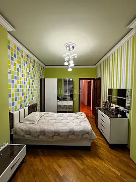 Satılır 3 otaqlı mənzil 118 m²