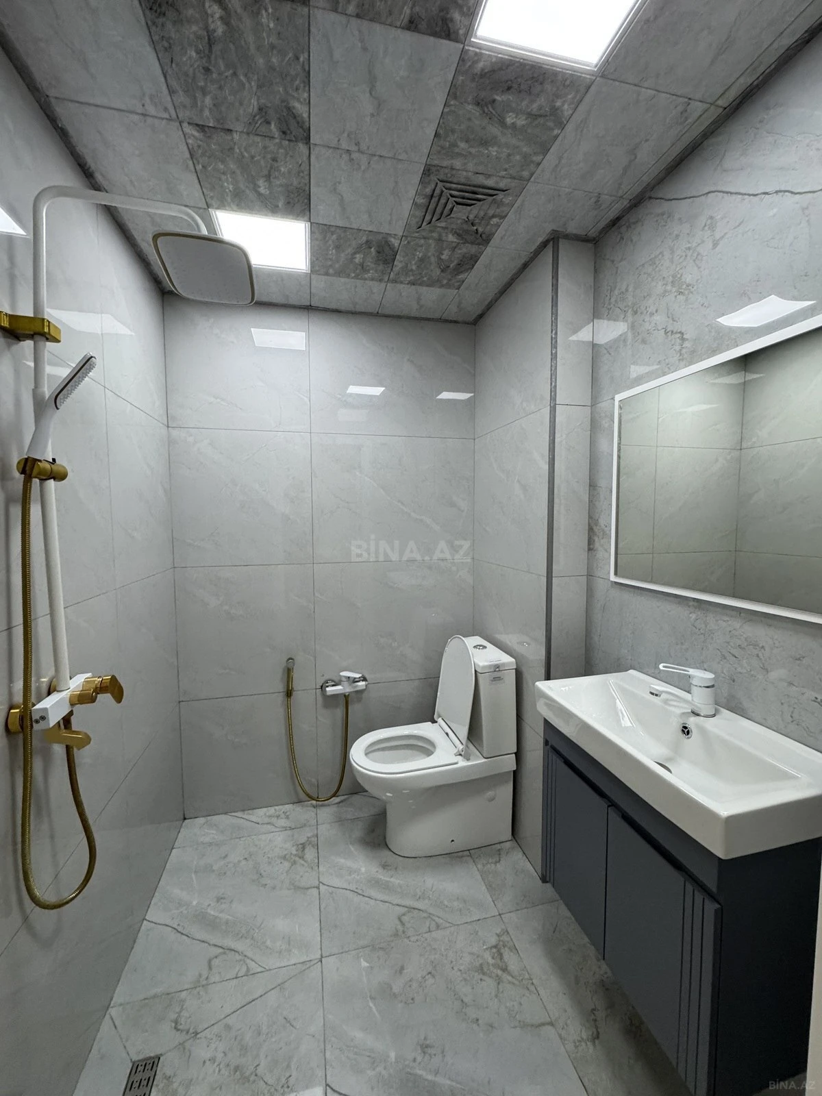 Satılır 3 otaqlı mənzil 51 m²