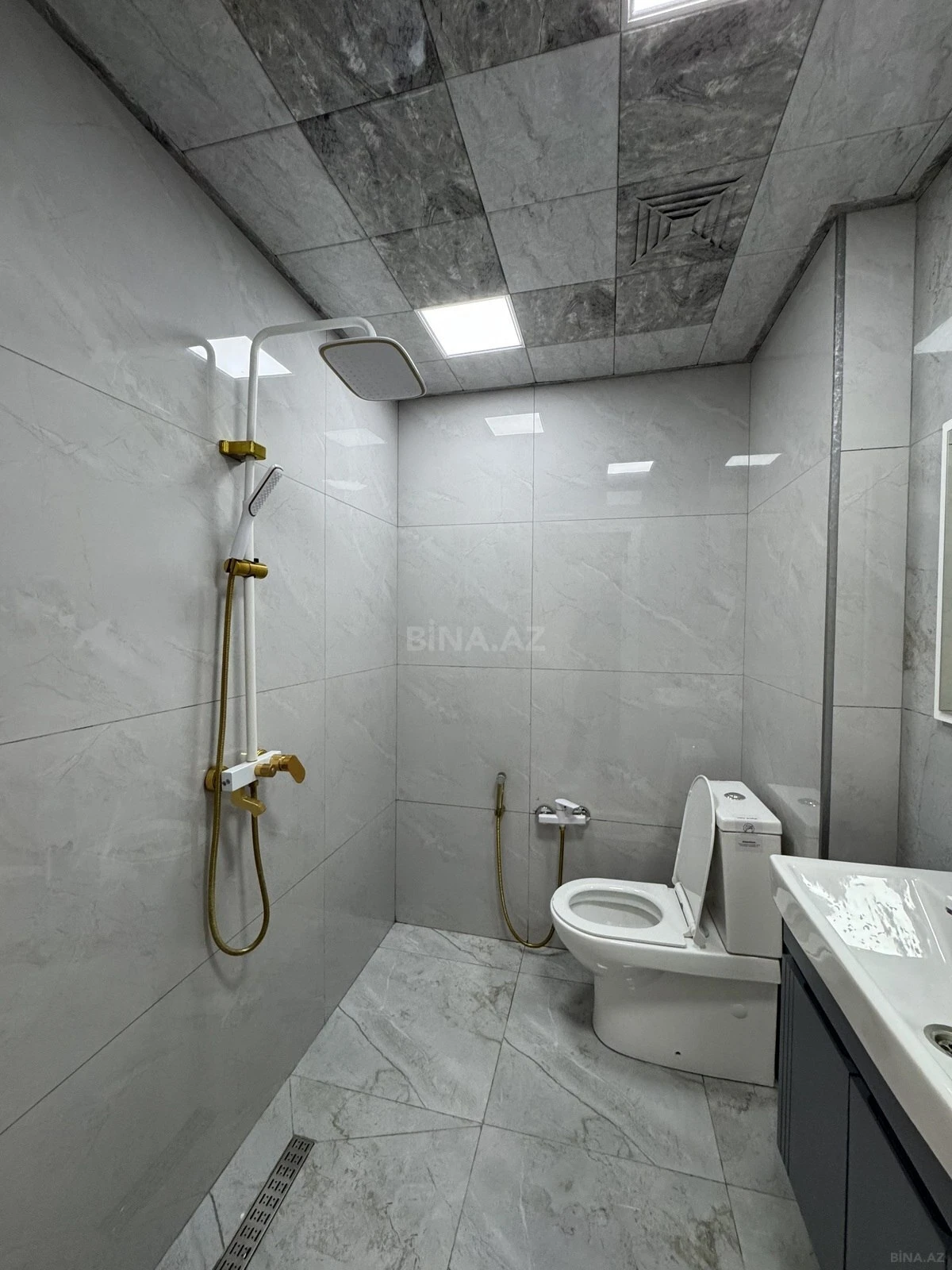 Satılır 3 otaqlı mənzil 51 m²