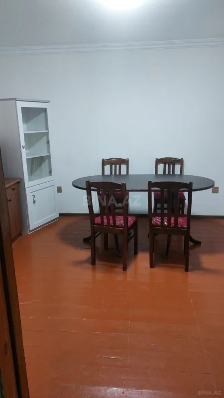 Kirayə verilir 2 otaqlı həyət evi 80 m²