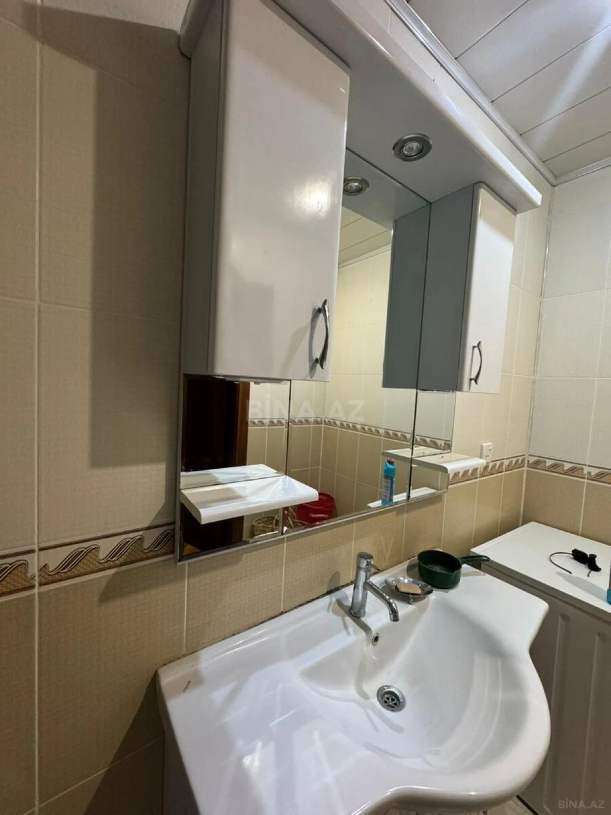 Kirayə verilir 3 otaqlı mənzil 130 m²