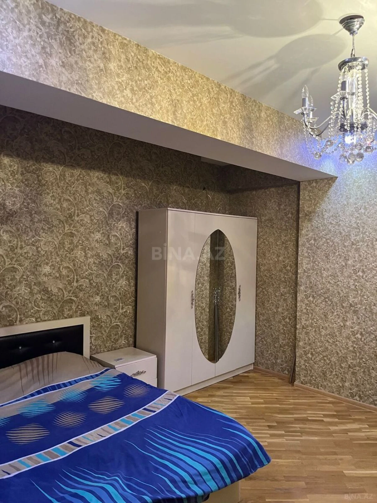 Kirayə verilir 3 otaqlı mənzil 120 m²