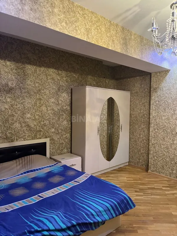 Kirayə verilir 3 otaqlı mənzil 120 m²