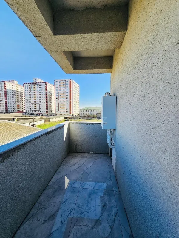 Satılır 3 otaqlı mənzil 82 m²
