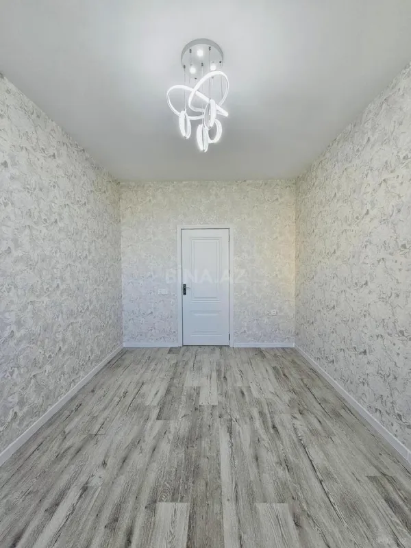 Satılır 3 otaqlı mənzil 82 m²