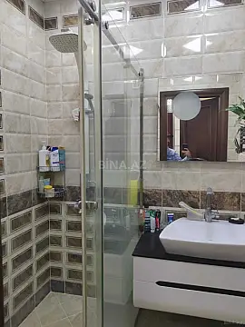 Satılır 3 otaqlı mənzil 150 m²