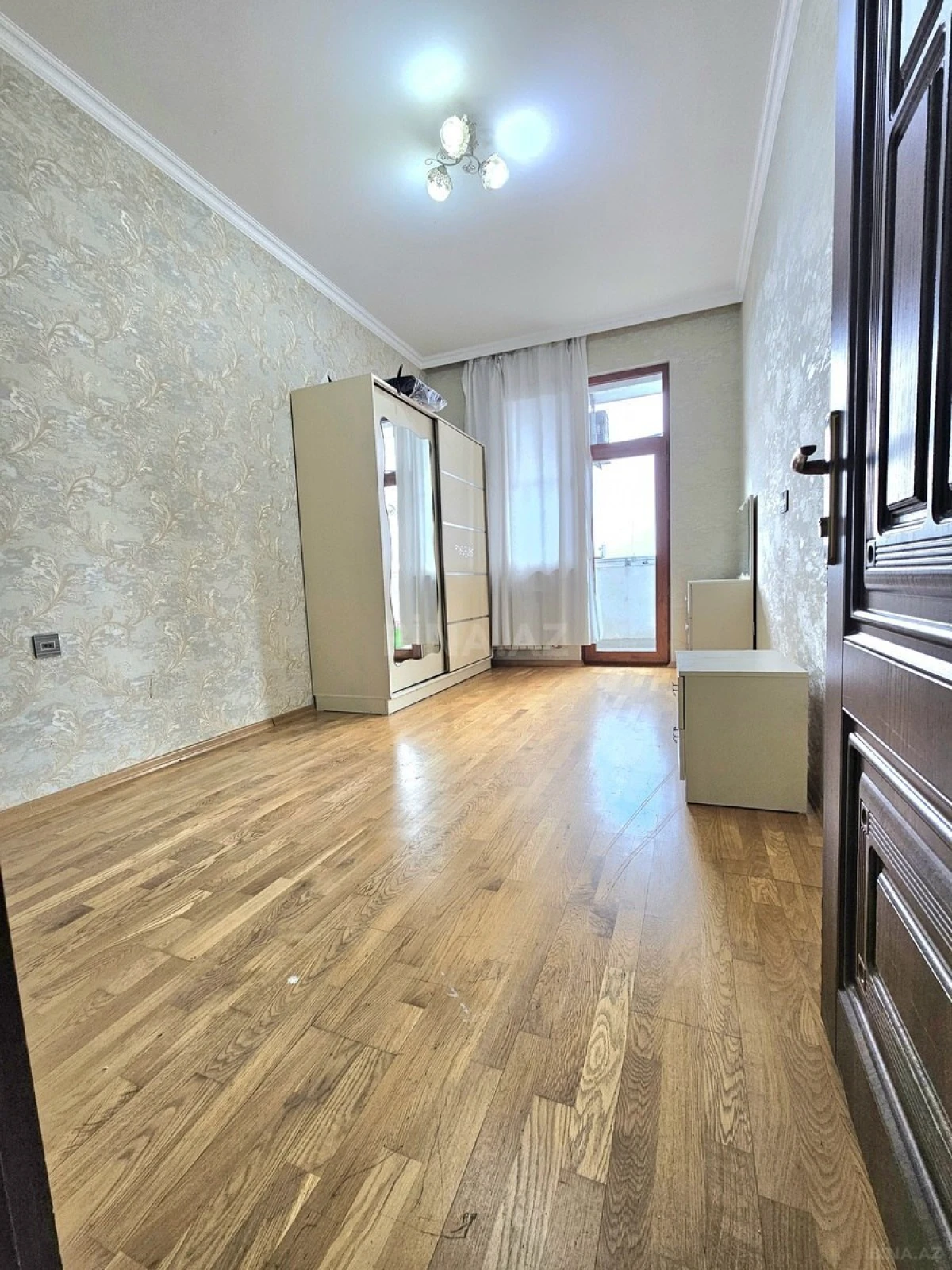 Satılır 2 otaqlı mənzil 53 m²