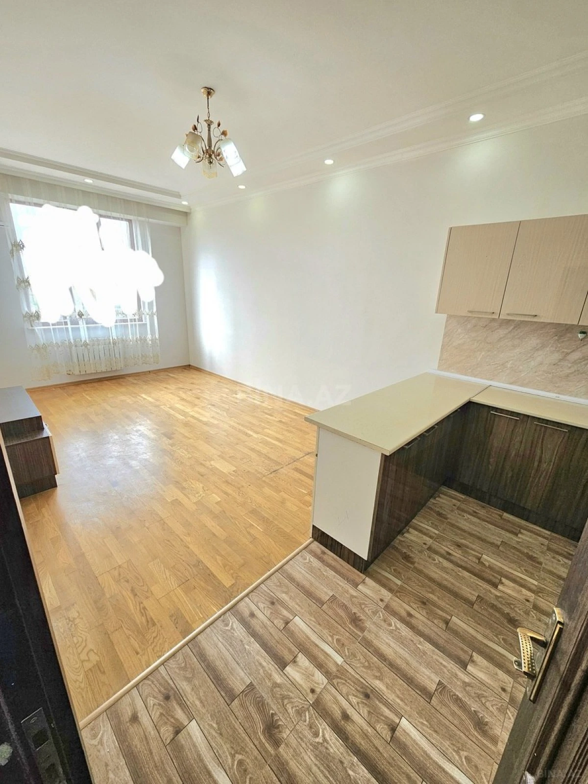 Satılır 2 otaqlı mənzil 53 m²