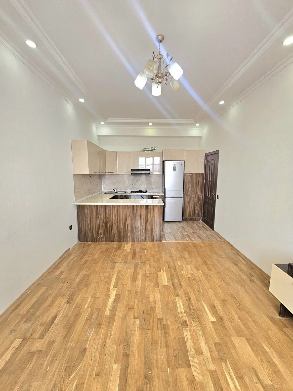 Satılır 2 otaqlı mənzil 53 m²